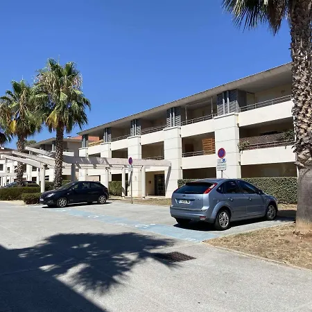 Appartement 2p Avec Terrasse, Piscine Et Parking Privé - Proche Plages Du - Fr-1-226a-138 *