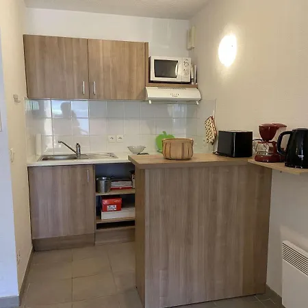 2p Avec Terrasse, Piscine Et Parking Privé - Proche Plages Du - Fr-1-226a-138